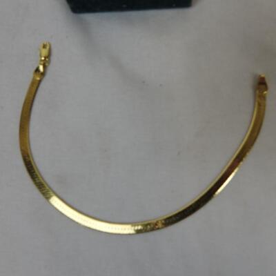 Vintage 7"14k Dainty Gold Bracelet, MBC Gold Over Sterling Silver 8" Herringbone