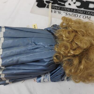 Vintage Seymour Mann's Collectable Doll "Glenda" 1984, Original Box