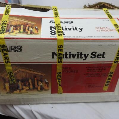 Sears Nativity Set- Wood Stable with Realistic Roof with 11 Hand Painted Figures