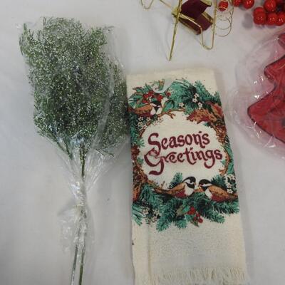 14 pc Christmas: Teddy Bears, Decor, Flickering Lights, Dish Towel, Tree Platter