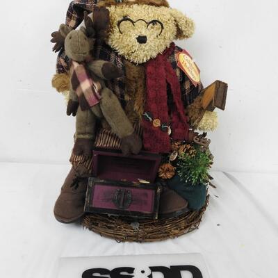 Tall Bear Decor: Celebrate the Holidays, Bear Figure with Moose, Chest and Bag
