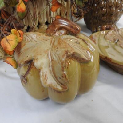 4 pc Fall: Ceramic Owl, Ceramic Pumpkin, Pumpkin Plate, Floral Centerpiece