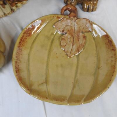 4 pc Fall: Ceramic Owl, Ceramic Pumpkin, Pumpkin Plate, Floral Centerpiece
