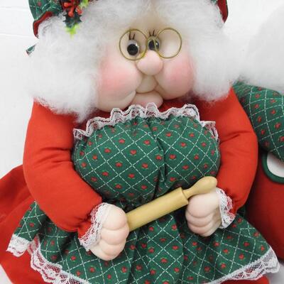 Soft Sculpture Santa and Mrs. Clause