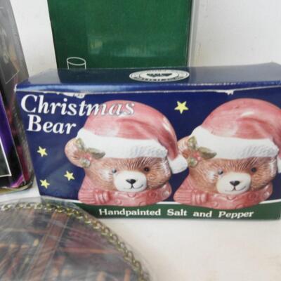 11 pc Holiday Decor, Carousel Bells, Bear Gift Bags, Salt & Pepper Shakers