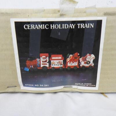 Christmas Decor: Ceramic Holiday Train, 5 Village Houses with Miniature Lights