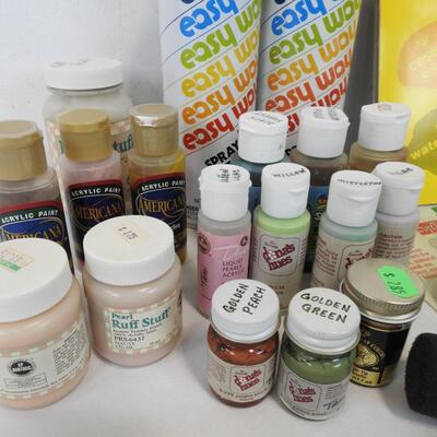26 pc Crafts, Acrylic Paints, Spray Paint, 2 Paint Sets, Paper