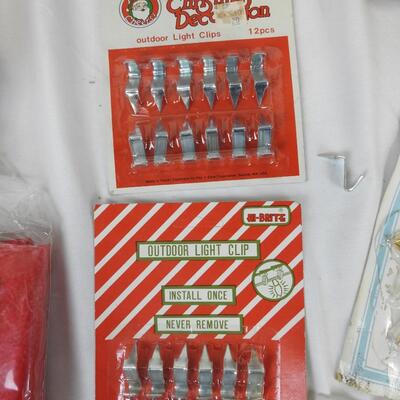 Holiday Lot: 1994 Bears, Outdoor Light Clips, Window Decoration, Table Cloth