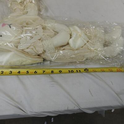 2 Snow Bear Collectables 17" and 2 Girl and 1 Boy Angel Bunnies-17" Muslin