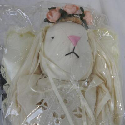2 Snow Bear Collectables 17" and 2 Girl and 1 Boy Angel Bunnies-17" Muslin