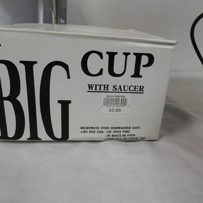 10 pc Kitchen & Baking: Cake pan, salt & pepper, BIG cup & saucer, bowl, etc