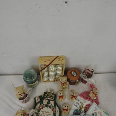 18 pc Christmas Lot: Precious Moments hot pads & towel, cups, teddy bears, etc