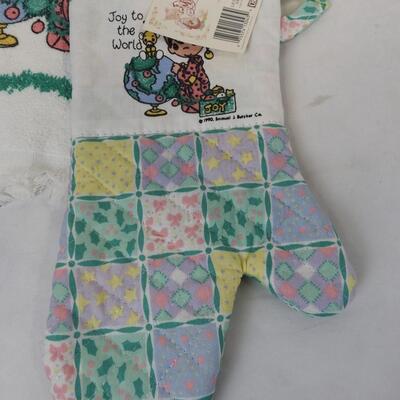 18 pc Christmas Lot: Precious Moments hot pads & towel, cups, teddy bears, etc