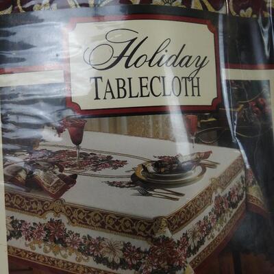 New Old Stock Christmas Lot: Pot Holders, Table Cloth, Kitchen Towels, etc