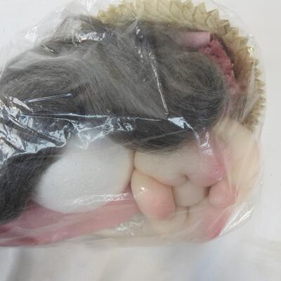 Soft Sculpture Craft Kits: Farmers, Mr. & Mrs. - New