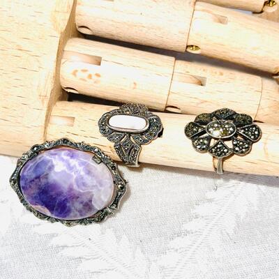 GROUP OF 3 ANTIQUE  MARCASITE & STERLING SILVER RINGS &BROOCH W/AMETHYST