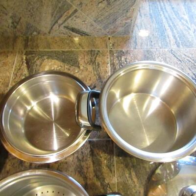 LOT 38  QUALITY COOKWARE