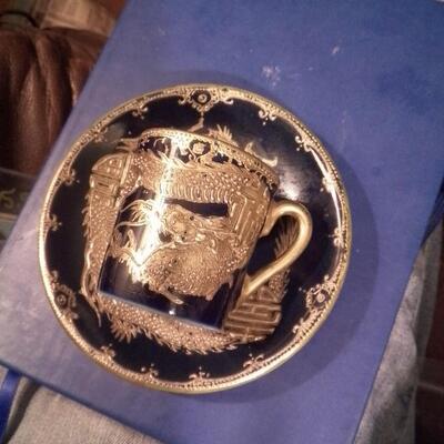 100+ Yr Old Maling Collectible