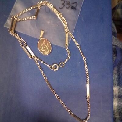 Ladies Gold Chain & F Pendant