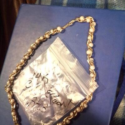 Gold & Natural Pearl Necklace