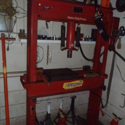 ALL contents of 3 barns video (video link in description)