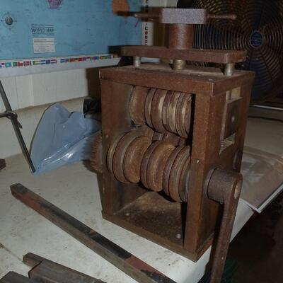 ALL contents of 3 barns video (video link in description)