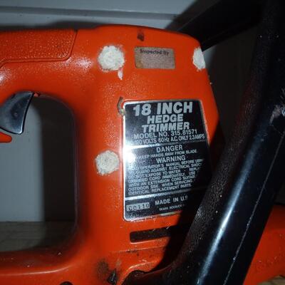 Electric hedge trimmer 