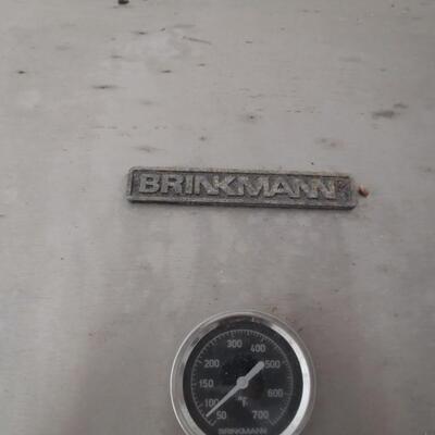 Propane Gas Grill (Needs new heat plates); 2 tanks 