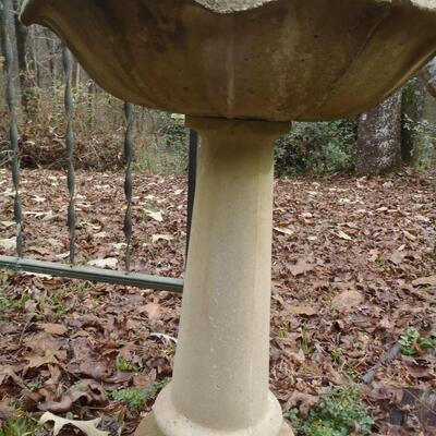 Concrete bird bath, smooth edges