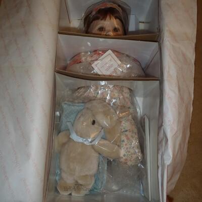 New in box; "Sara" Porcelain Doll; Hamilton Collection