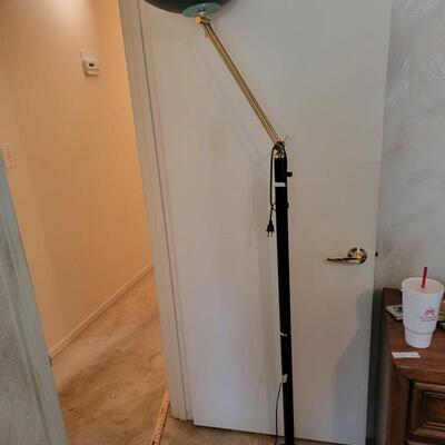 floor lamp