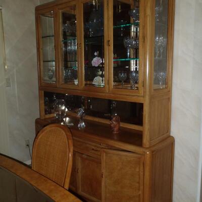 Thomasville lighted Burl Wood China cabinet