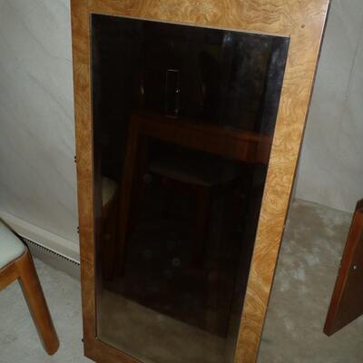 Thomasville Mirrored Burl Wood Dining table, 2leaves; 6 Chairs