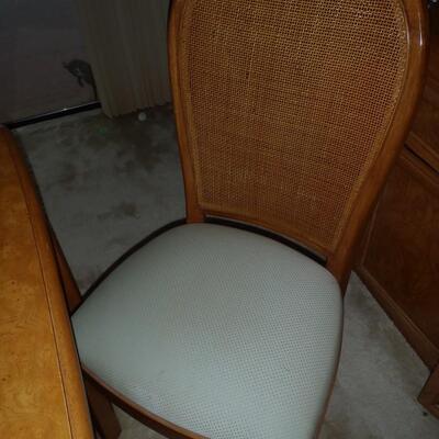 Thomasville Mirrored Burl Wood Dining table, 2leaves; 6 Chairs