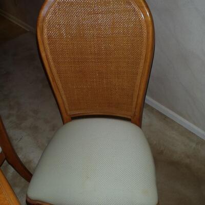 Thomasville Mirrored Burl Wood Dining table, 2leaves; 6 Chairs