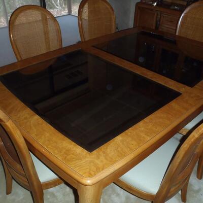 Thomasville Mirrored Burl Wood Dining table, 2leaves; 6 Chairs