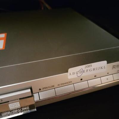 Panasonic DVD/CD player with remote