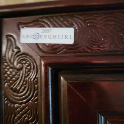 TV entertainment center/ TV cabinet