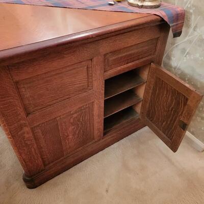 Solid wood Desk