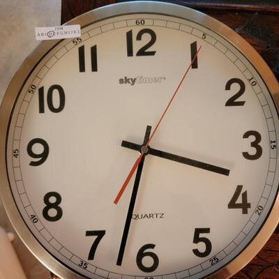 quartz skytimer wall clock