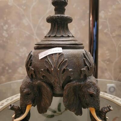 elephant vase decor