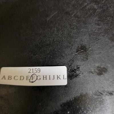 3 cast iron skillets 