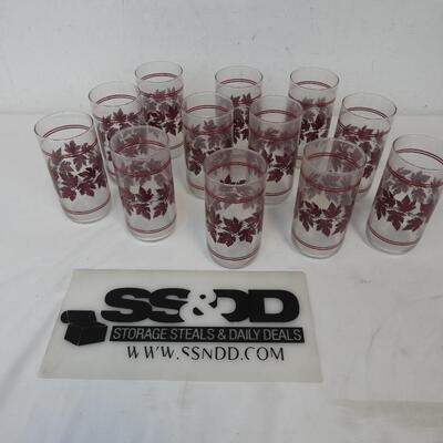 12 glasses With Leaf Pattern