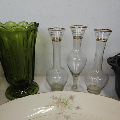 14 pc Home & Kitchen in Aqua Basket, Dutch Oven (no lid) Vases, Glasses, Platter