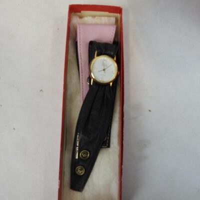 Accessories Lot: Purses, Luggage Tags, Hats, Watch