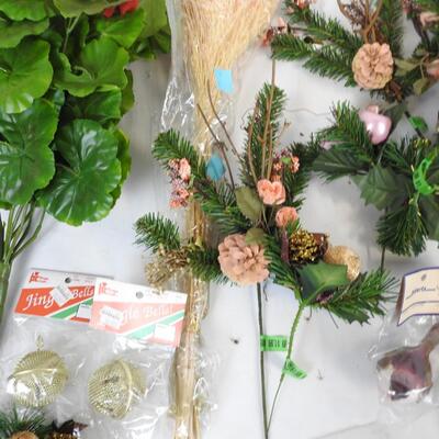 Craft Lot: Floral, Bells, Twisted Paper, Pine Needles