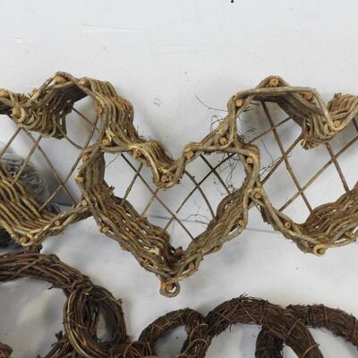 22 Twine Wreaths, Pinecones, Twine Heart Wall Decor