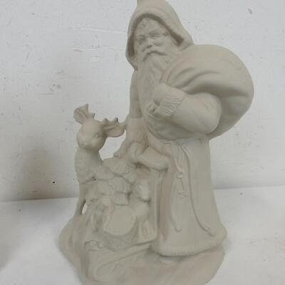 2 pc Greenware, Old World Santa Statues, Ceramics