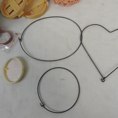 23 pc Craft Lot: Round Wood, Wreaths, Flowers, Metal Shapes