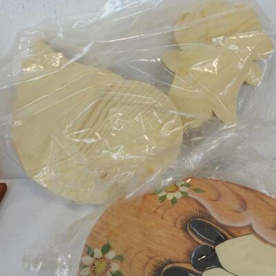 15+ Craft Lot: Tisted Paper, Unfinished Wood Decor, Glitter Ornaments